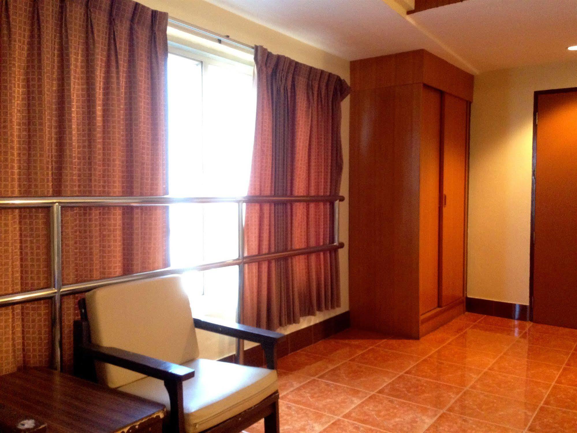Cherry Hotel Pattaya Εξωτερικό φωτογραφία